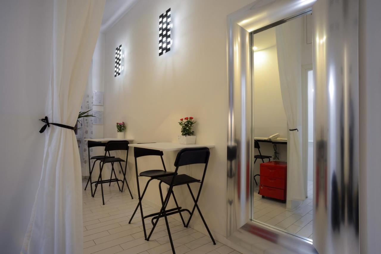 Intra' Residenza In Trastevere Рим Екстериор снимка